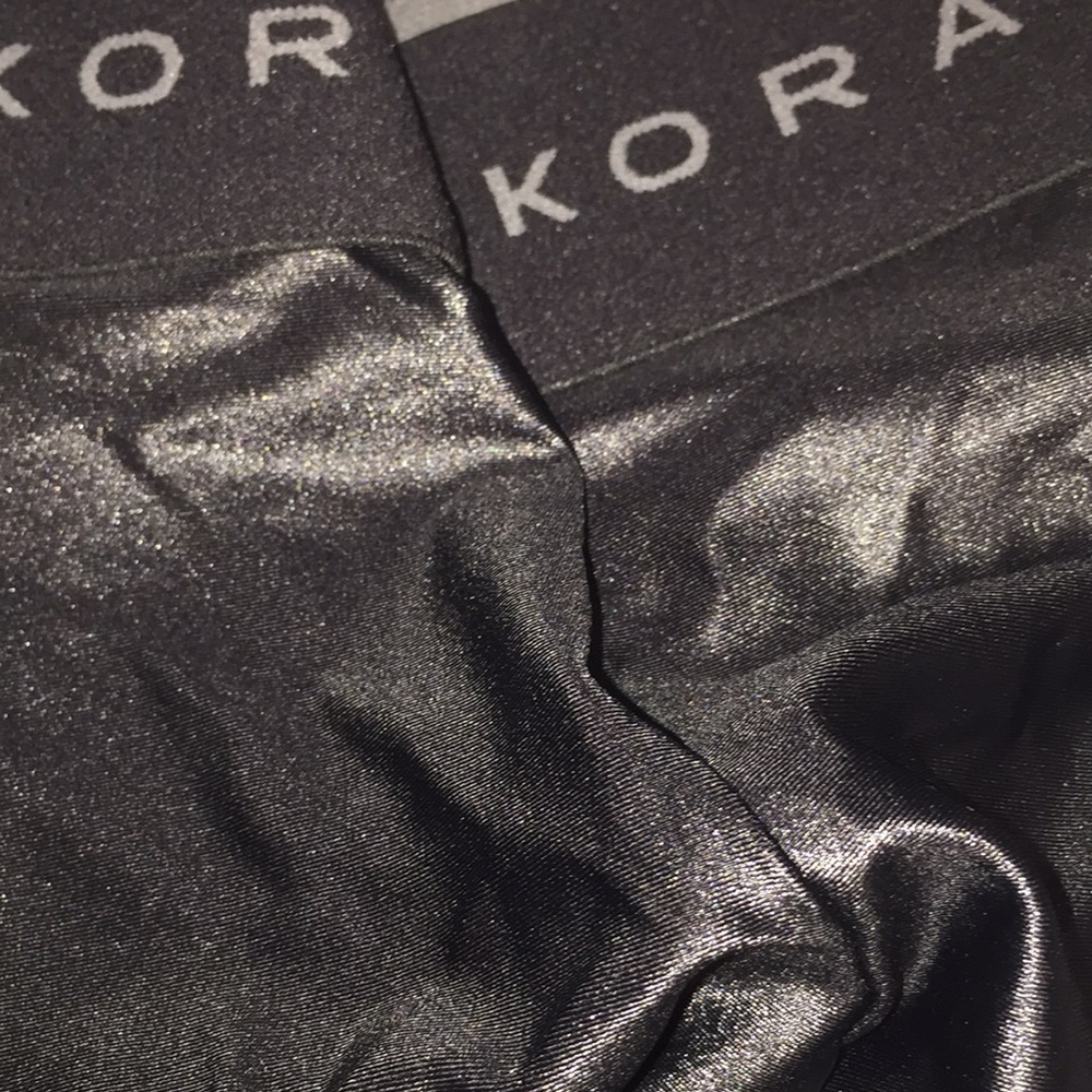 KORAL sz S Aden Black lustrous midrise legging - Picture 5 of 9